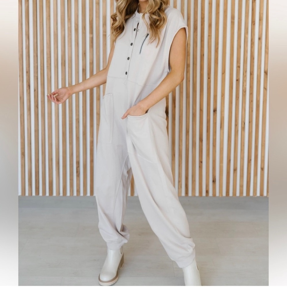 NWOT Free People Pull It Together Jumpsuit - Picture 11 of 12